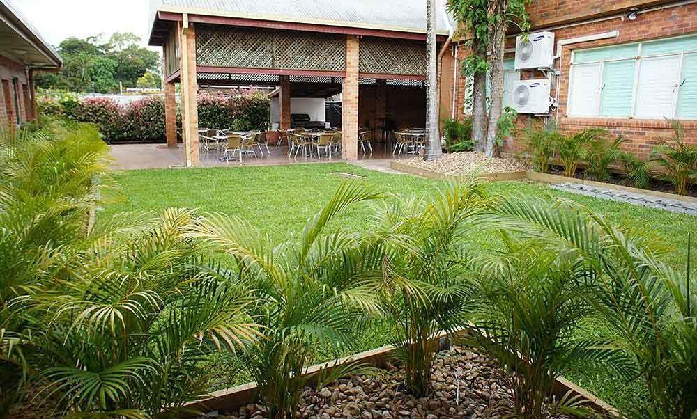 Lees Hotel Ingham Exterior photo